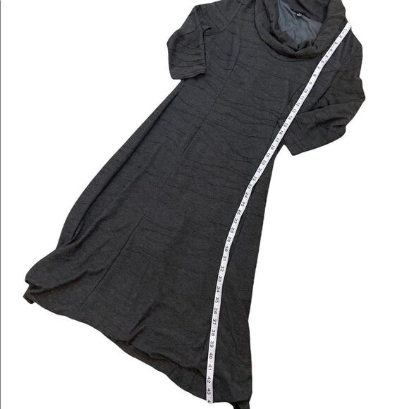 SHARGANO Grey Cowl Neck Fitted Stretch 3/4 Sleeve Knee Length Dress 6 - Picture 6 of 9